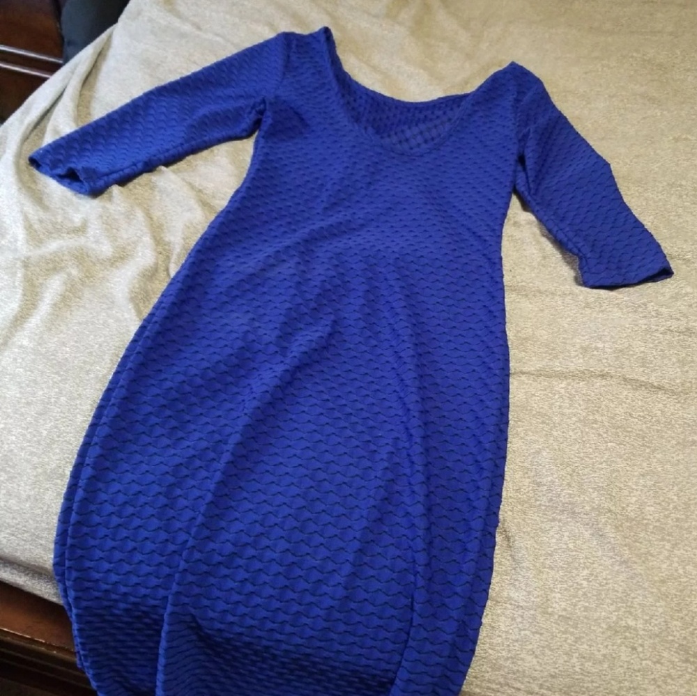 Long blue dress